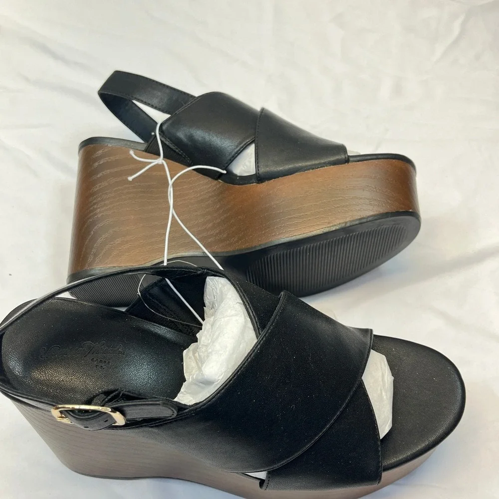 Women's Naomi Wood Wedge Heels with Memory Foam Insole - Universal Thread Size 7 - Picture 6 of 9